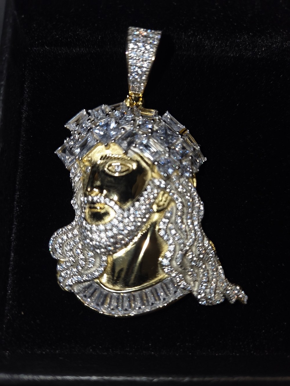 Iced Out 10 carat Moissanite Jesus Peice Baguette Pendant - 14k Yellow ovr 925 S - Picture 10 of 16